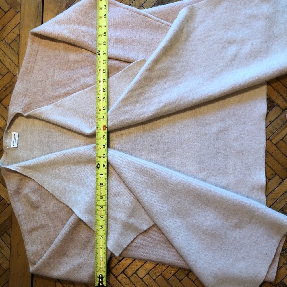 Club Monaco luscious beige 100% cashmere sweater
